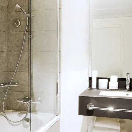 Residhome La Defense 4*