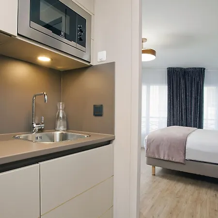 Residhome La Defense Aparthotel 4*