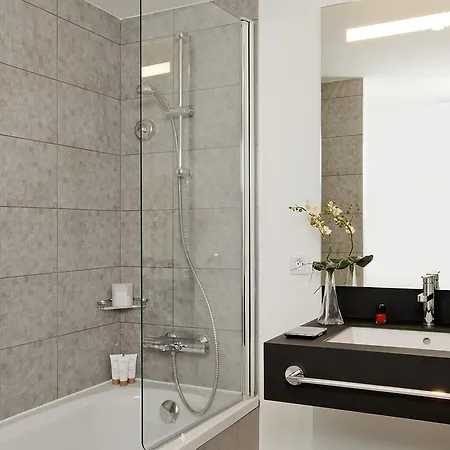 Residhome La Defense Aparthotel 4*