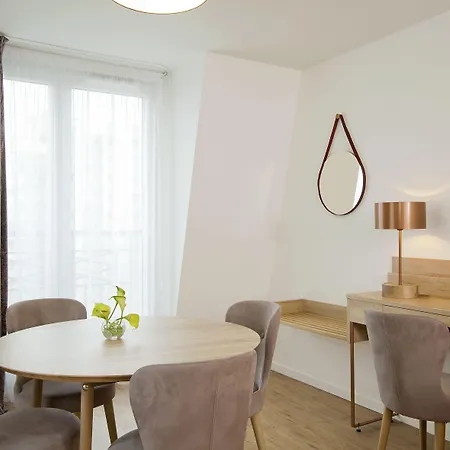 Residhome La Defense Aparthotel 4*